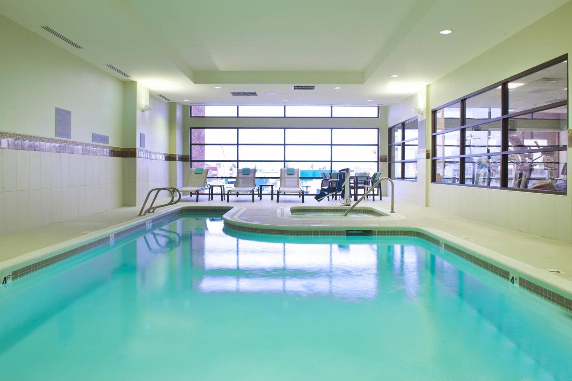 Courtyard By Marriott Seattle Everett Downtown Eksteriør billede