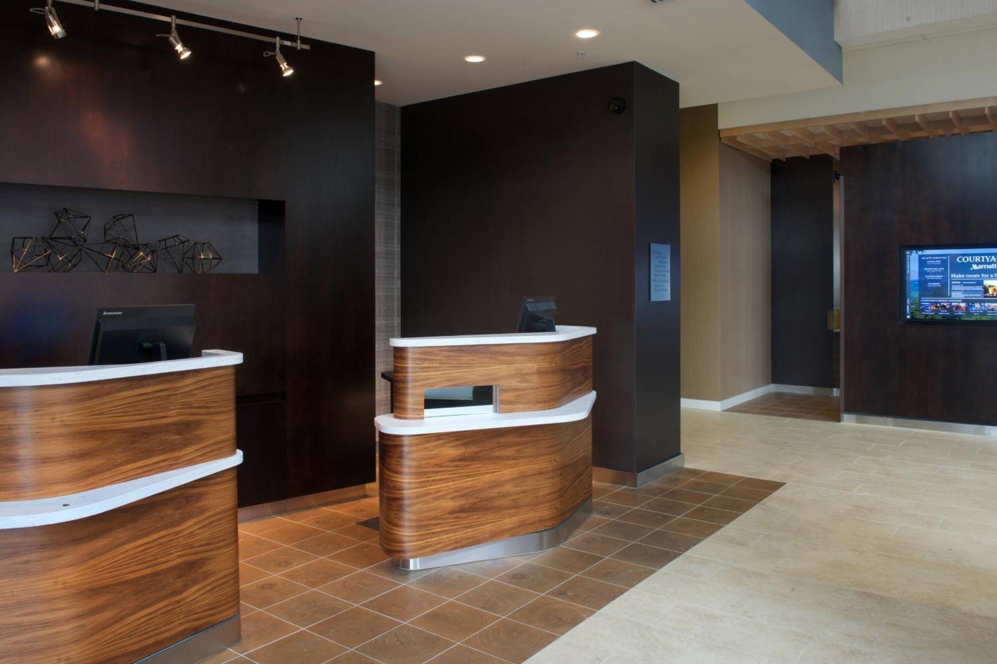 Courtyard By Marriott Seattle Everett Downtown Eksteriør billede
